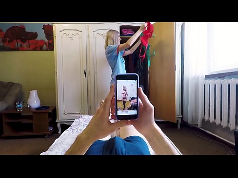 ❤️ අම්මා ගෙදර එන්න කලින් අක්කා එයාගේ මල්ලිව කම්මුතු කළා ❤️ Fucking si.com-pornzog.ru ❌